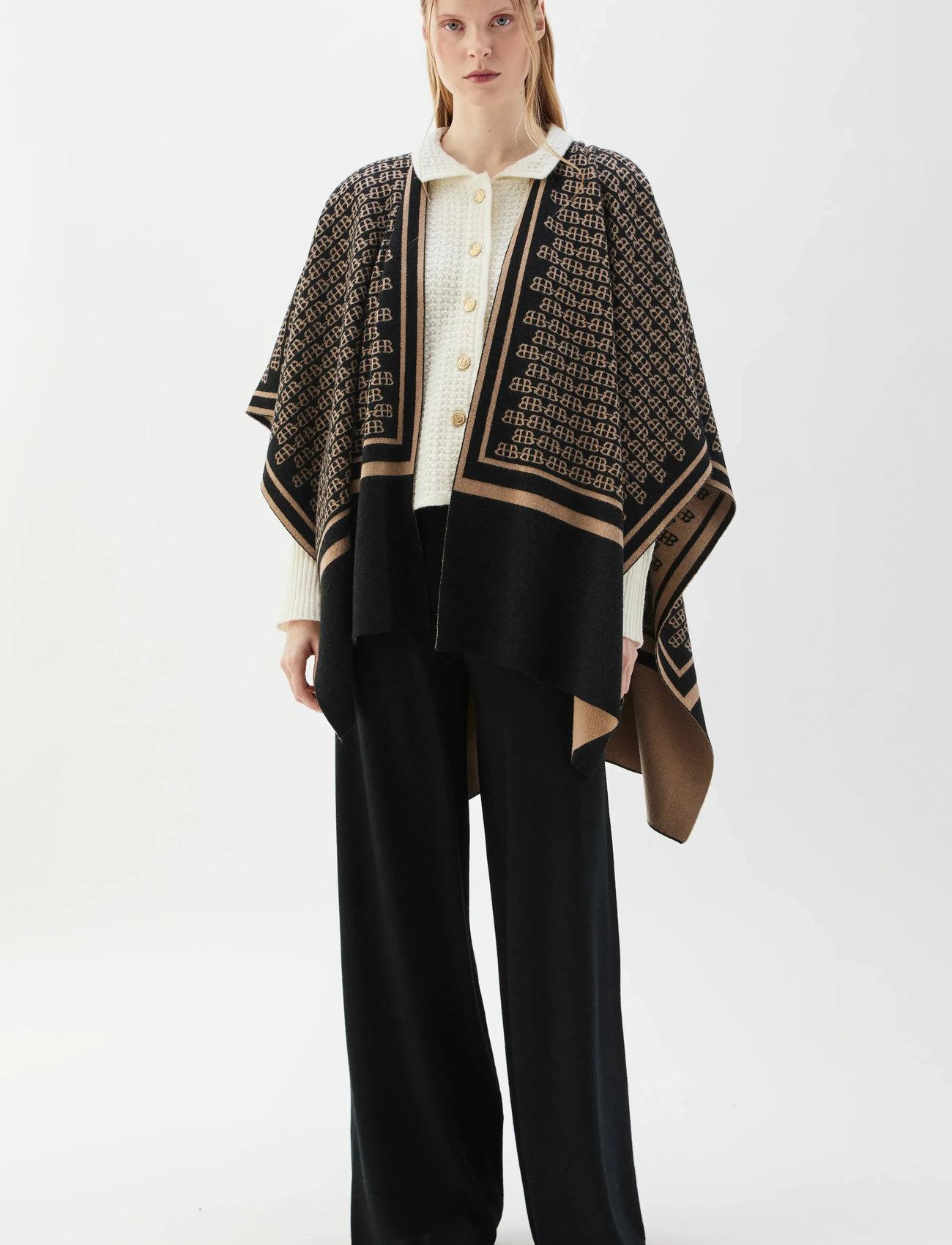 BUSNEL Lisalou Cableknit Collar Cape - - S