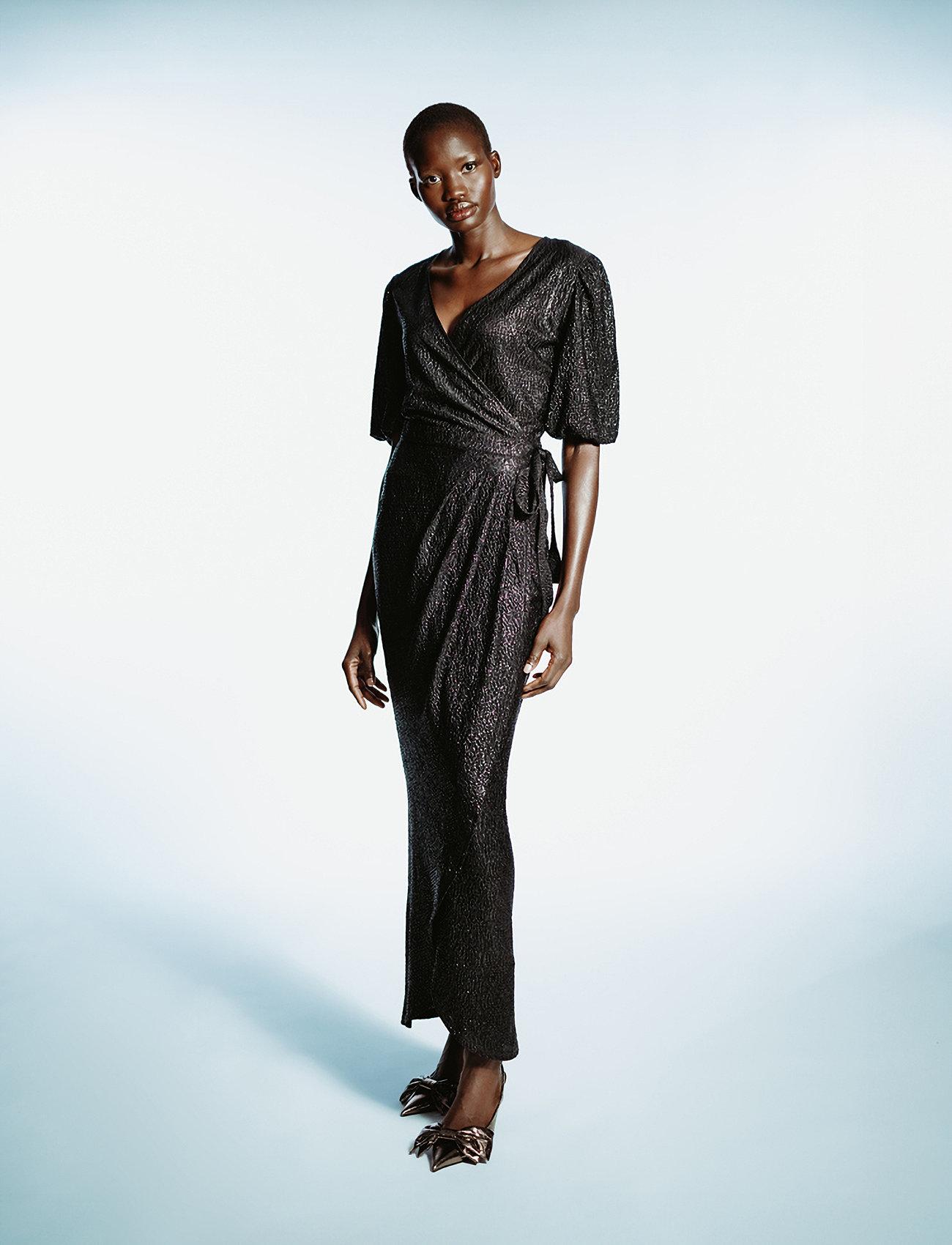 Ida Sjöstedt 2630401 - - 34