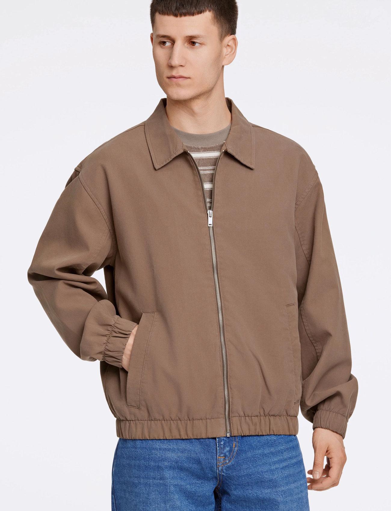 Lindbergh Mac Coat With Detachable Collar - - S