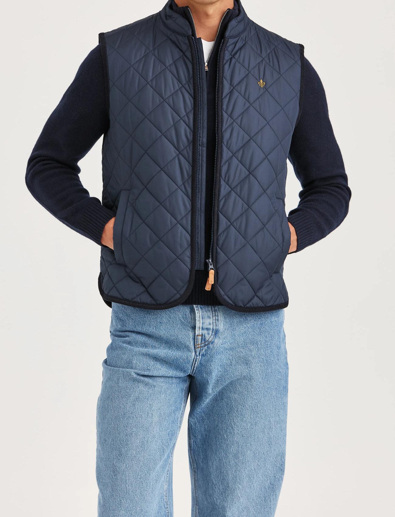 Morris Teddy Quilted Vest - - XS