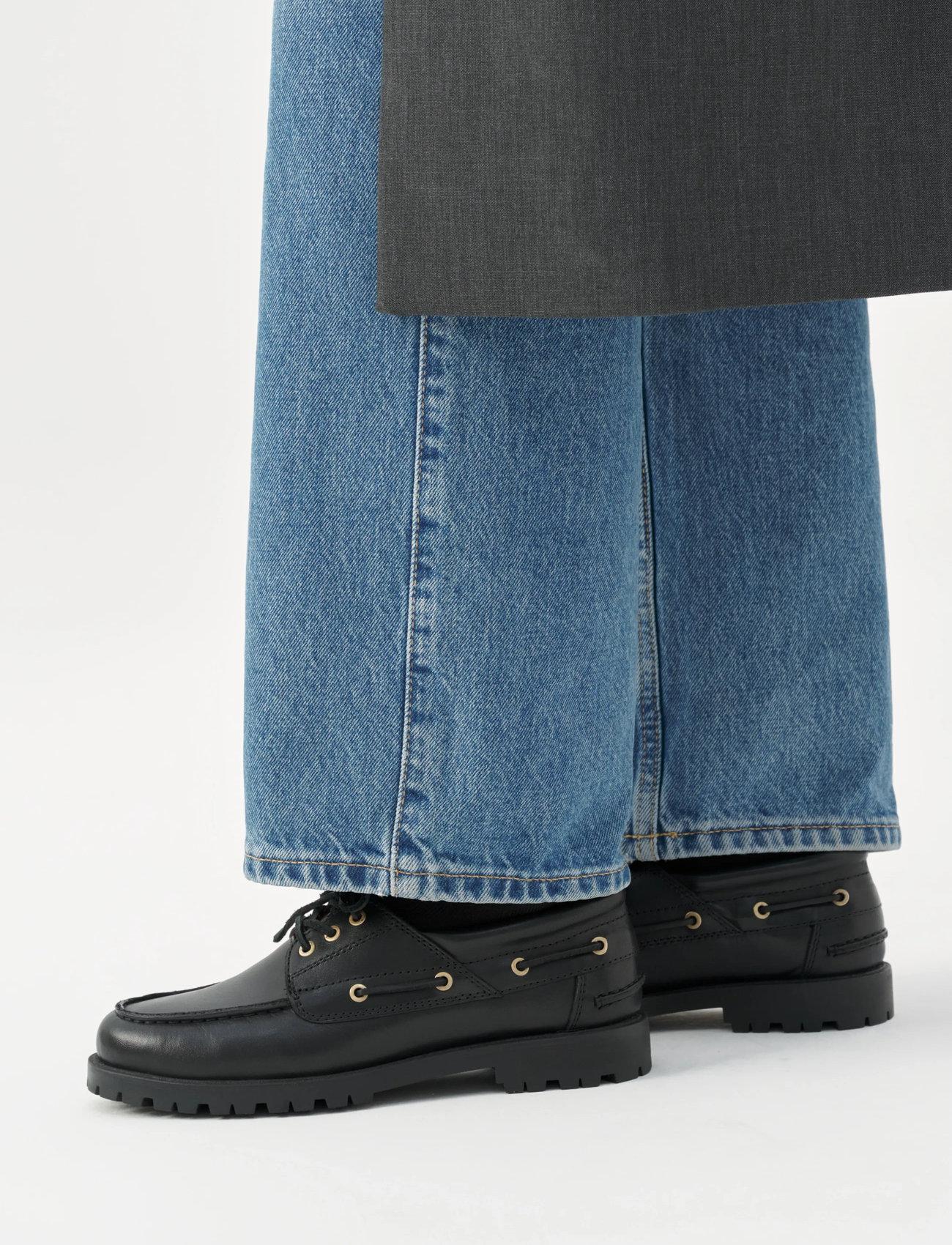 VAGABOND Joslyn - - 36