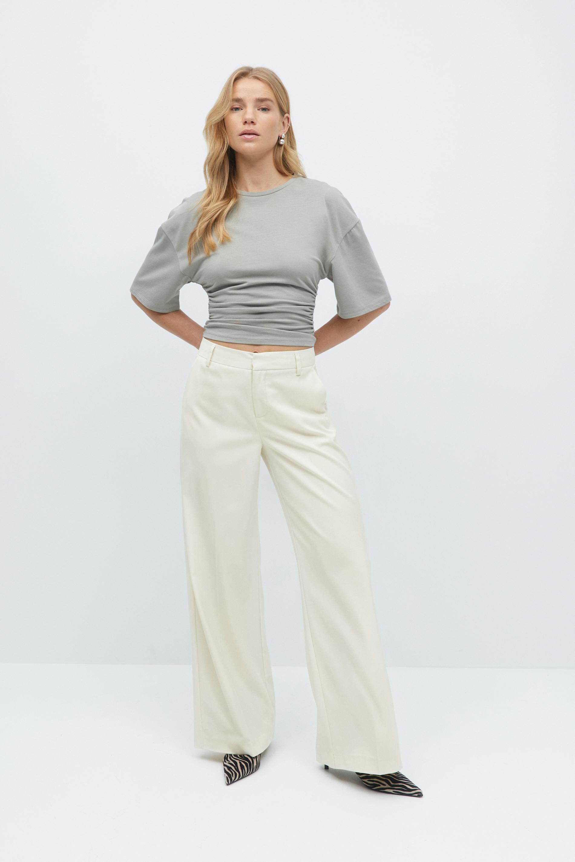 Gina Tricot - Wide leg suit trousers - Kostymbyxor - Beige - 40 - Dam