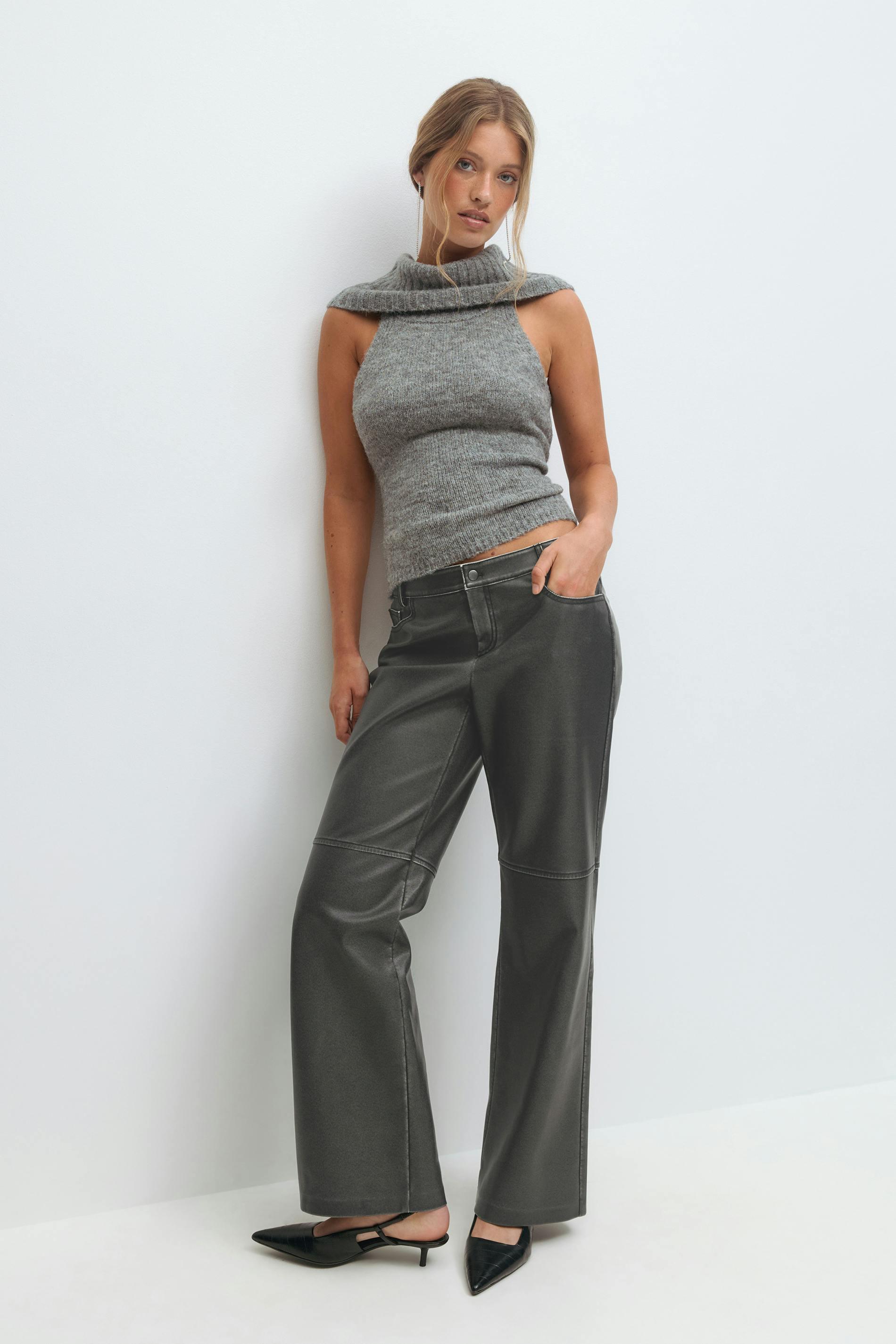 Gina Tricot - Distressed pu trousers - PU-Skinnbyxor - Svart - 36 - Dam