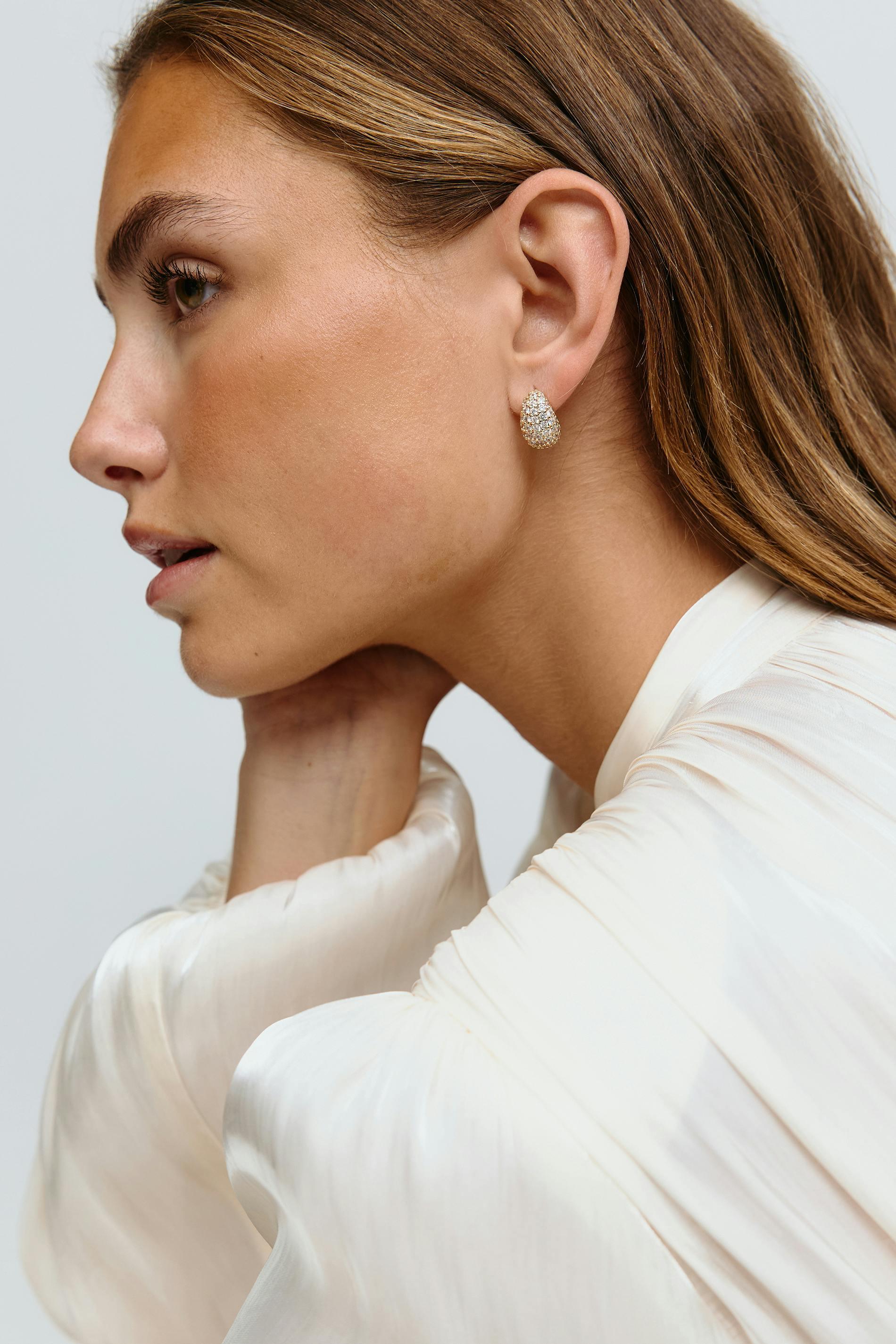 Gina Tricot - Mini drop pave earrings - örhängen - Guld - ONESIZE - Dam