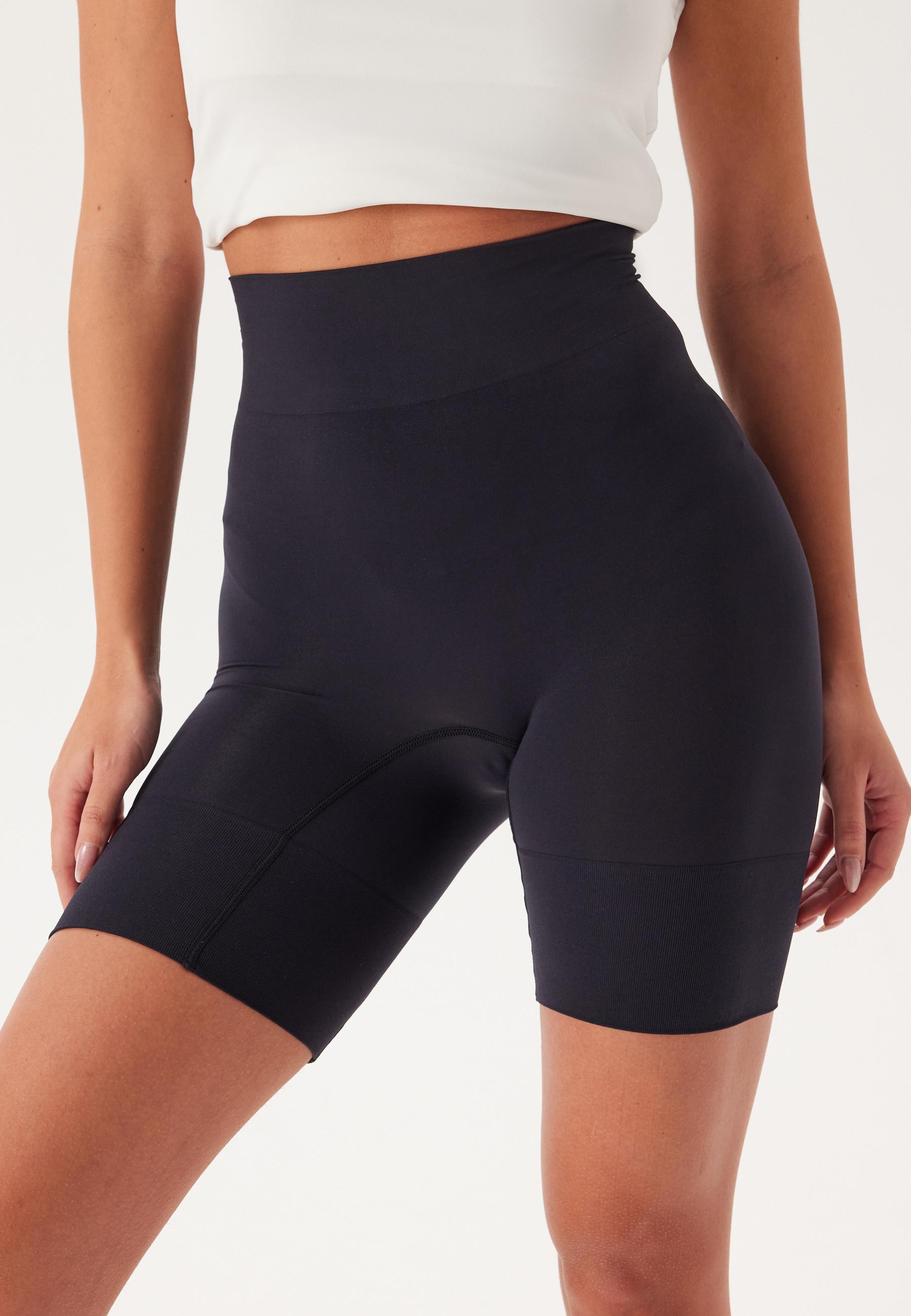 Essensual Mid Waisted Shorts 1