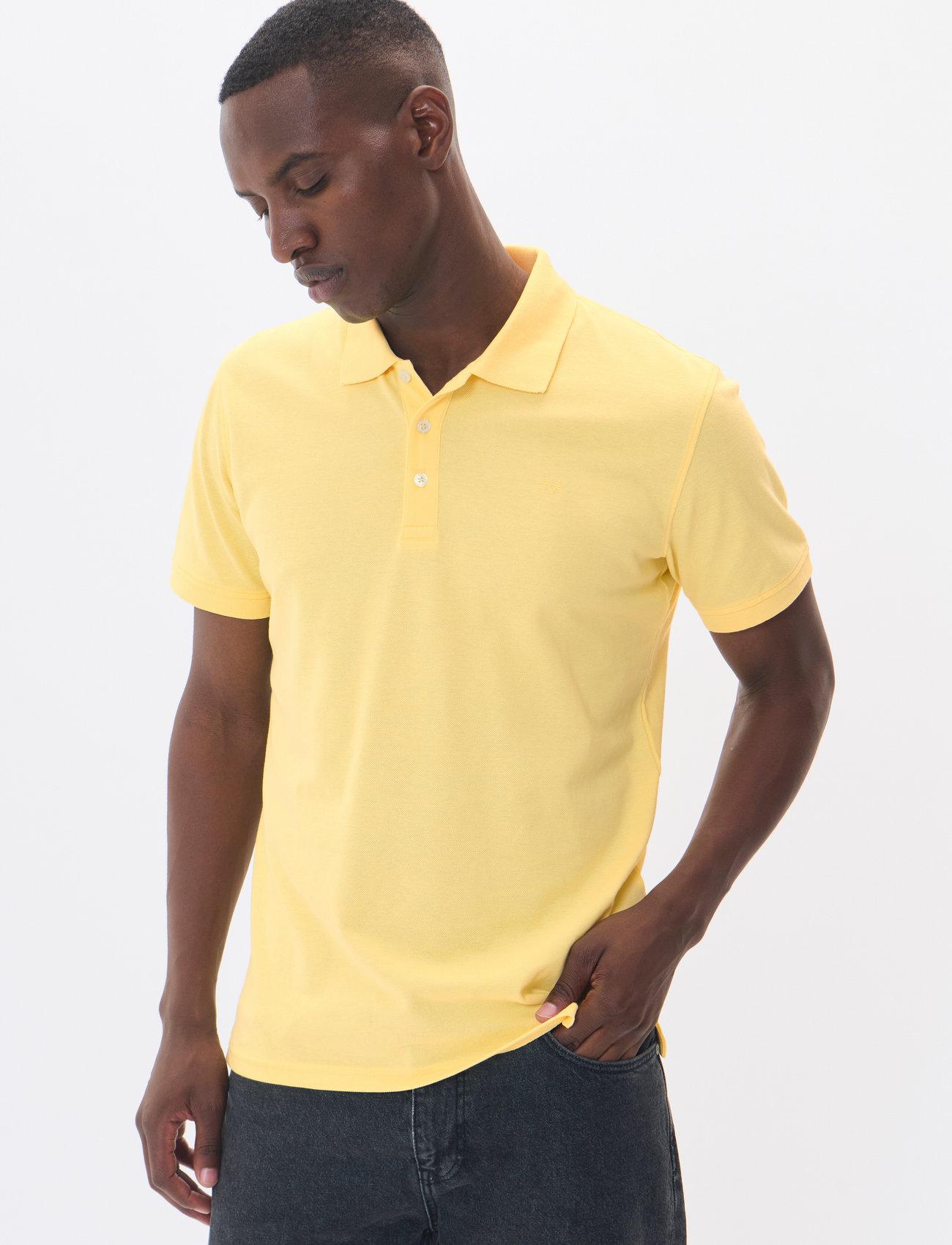 Matinique Mapete - - 29 x 32 2