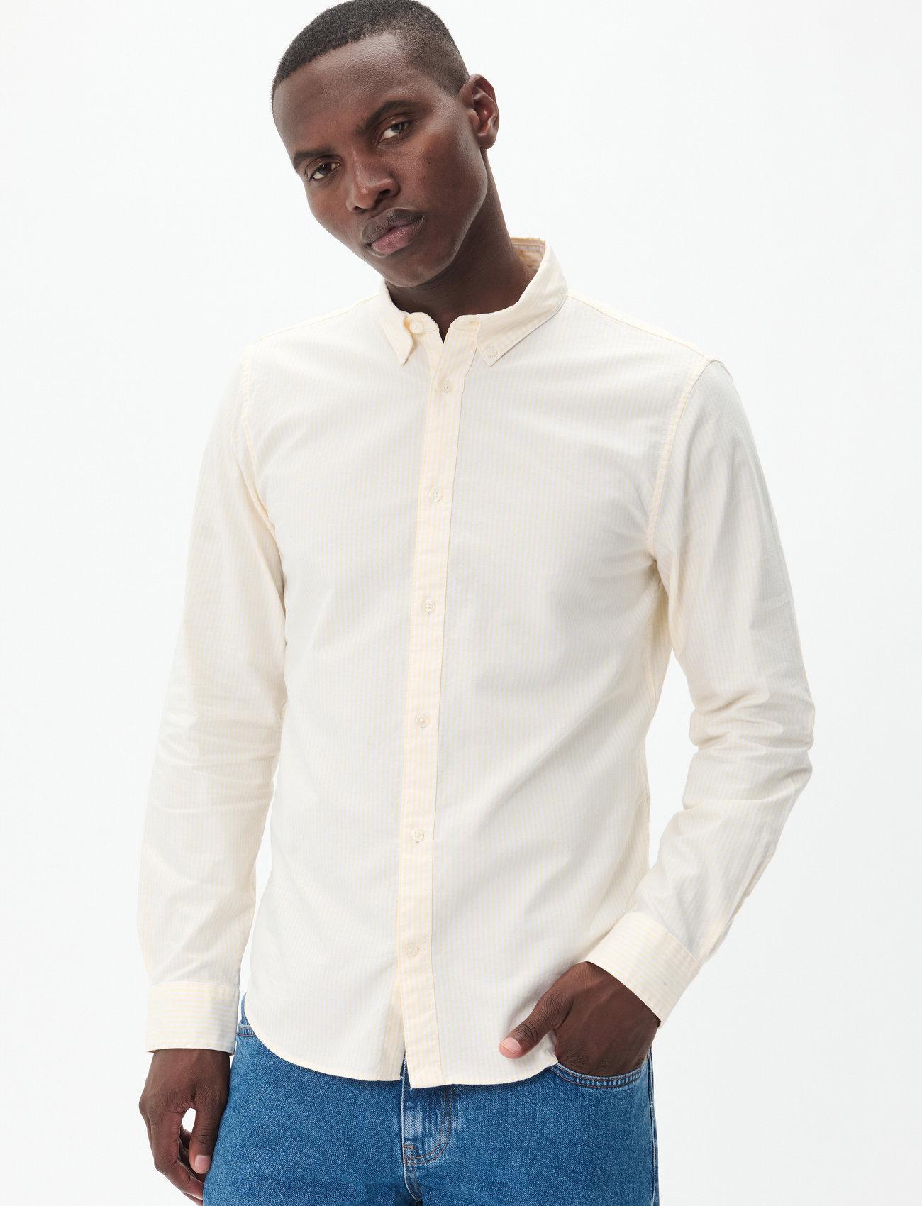 Matinique Mapete - - 29 x 32 1