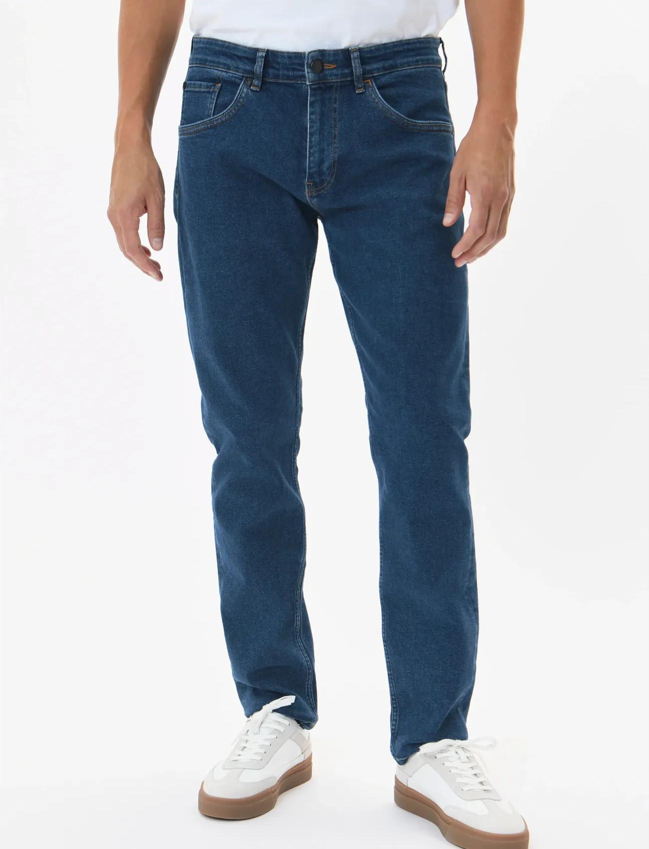 Matinique Mapete - - 29 x 32 34