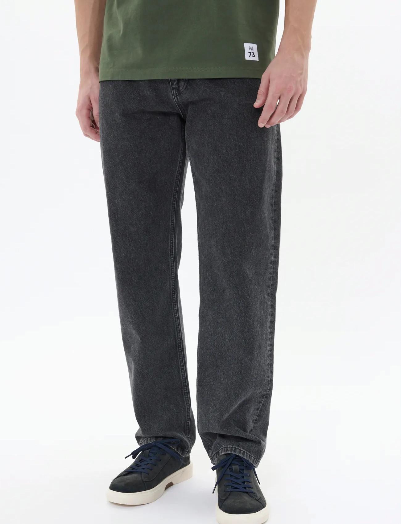 Matinique Mapete - - 29 x 32 6