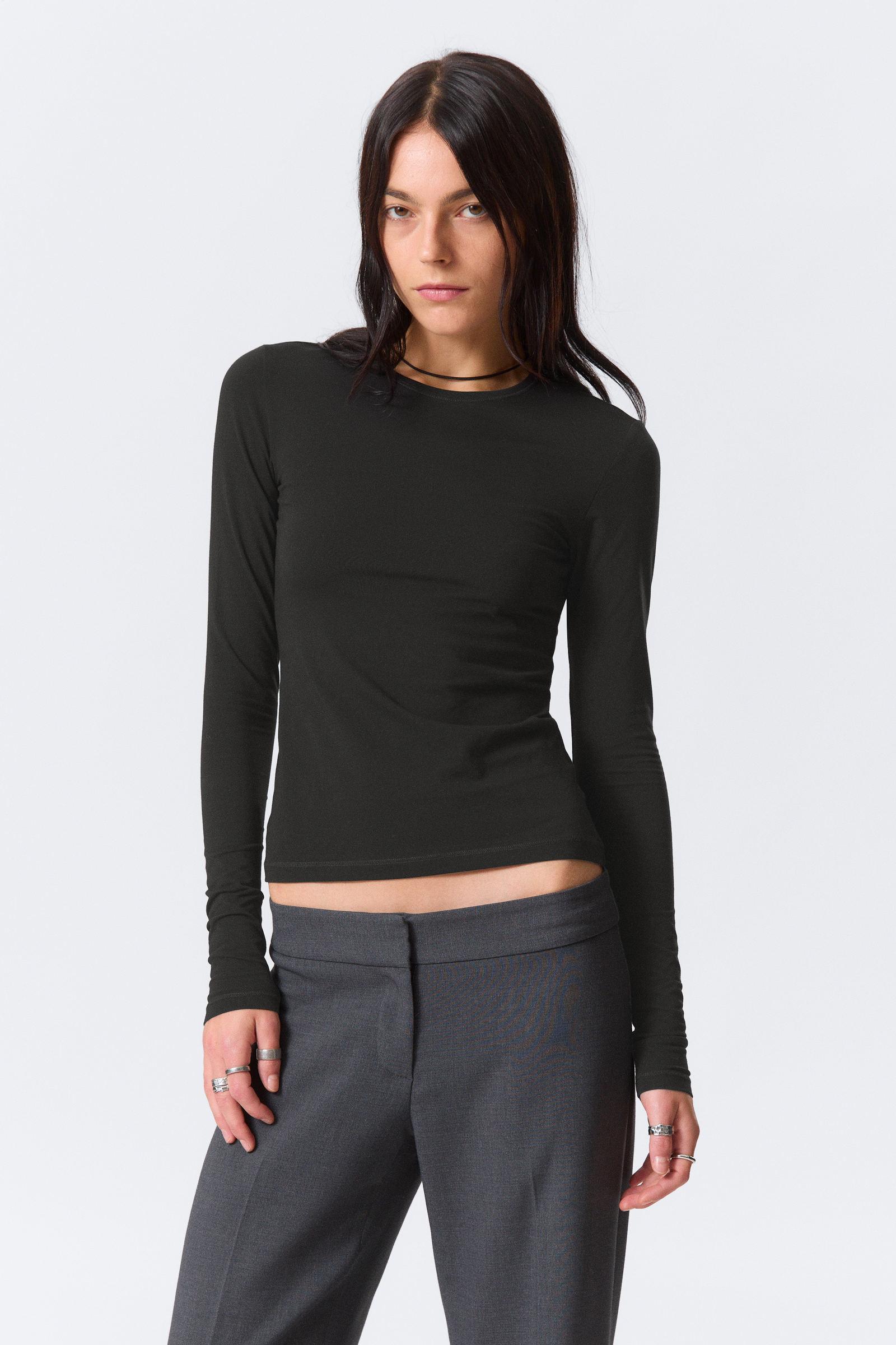 Slim Fitted Long Sleeve 1