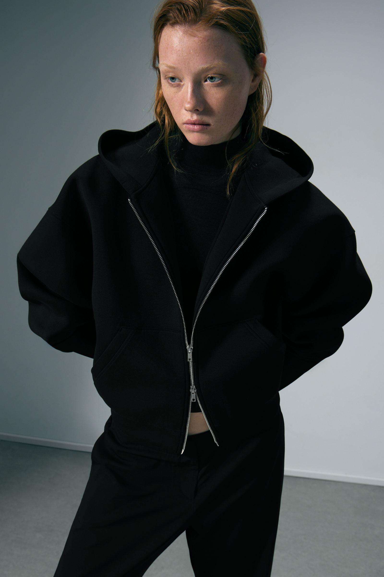 Oversized Scuba Zip-Hoodie 1